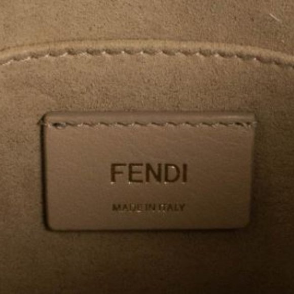 Fendi Kan I White/Orange Ff Chain Strap Small White Leather Shoulder Bag - Picture 9 of 9